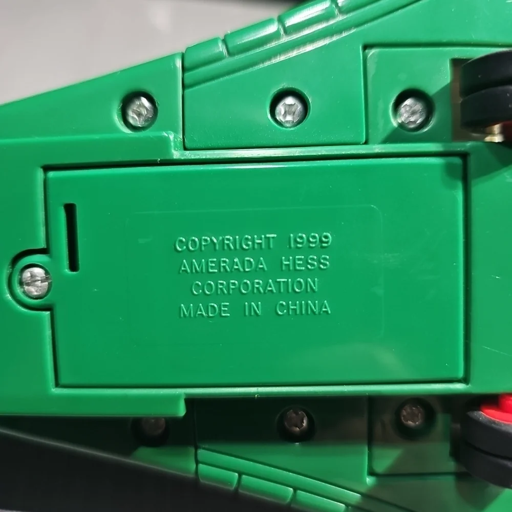 Vintage Y2K 2000 Hess Fire Truck & 1999 Space Shuttle‎ Good PreOwned Condition
